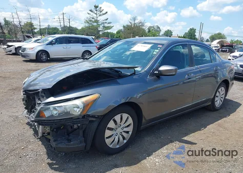 2011 Honda Accord Lx z USA, uszkodzony, nr VIN 1HGCP2F35BA147855